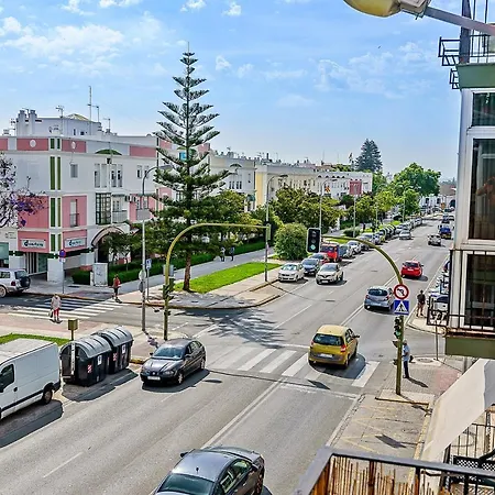 شقة Plaza De Toros 3-bedroom With Balcony