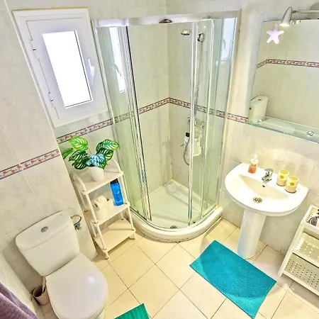 شقة Plaza De Toros 3-bedroom With Balcony
