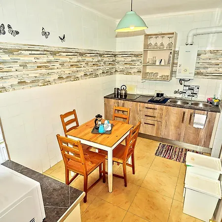Plaza De Toros 3-bedroom With Balcony Apartment El Puerto de Santa Maria