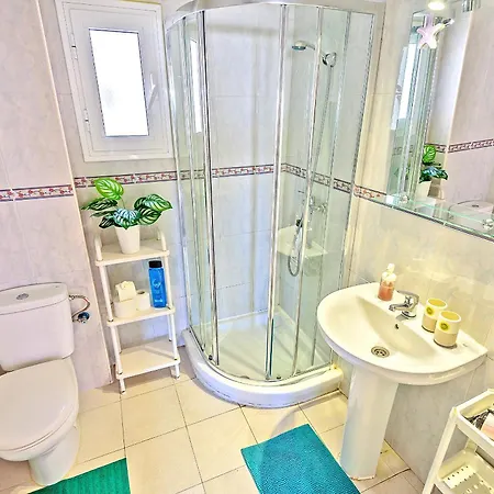 Plaza De Toros 3-bedroom With Balcony * إل بويرتو دي سانتا ماريا