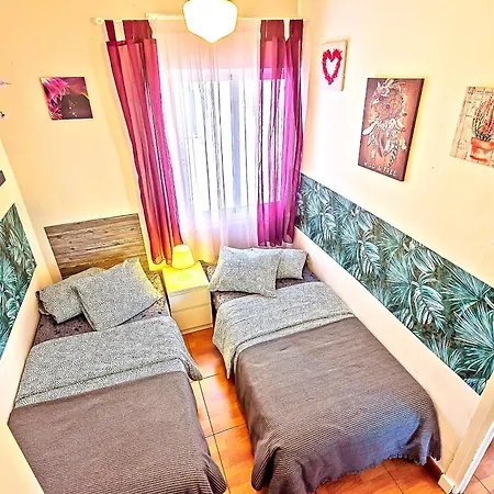 Apartment Plaza De Toros 3-bedroom With Balcony El Puerto de Santa Maria