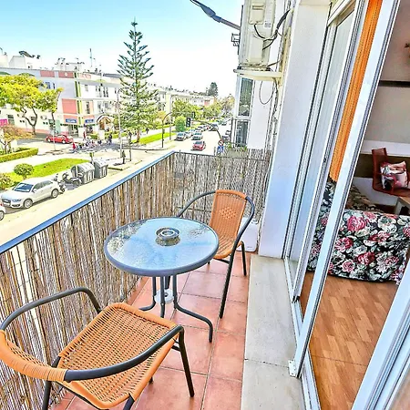Plaza De Toros 3-bedroom With Balcony *